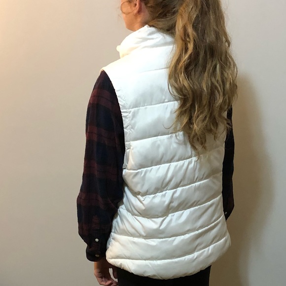 White vest - Picture 2 of 5